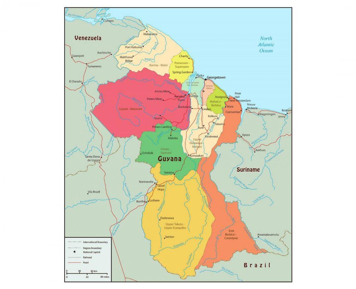 carte de la Guyane montrant les 10 régions administratives